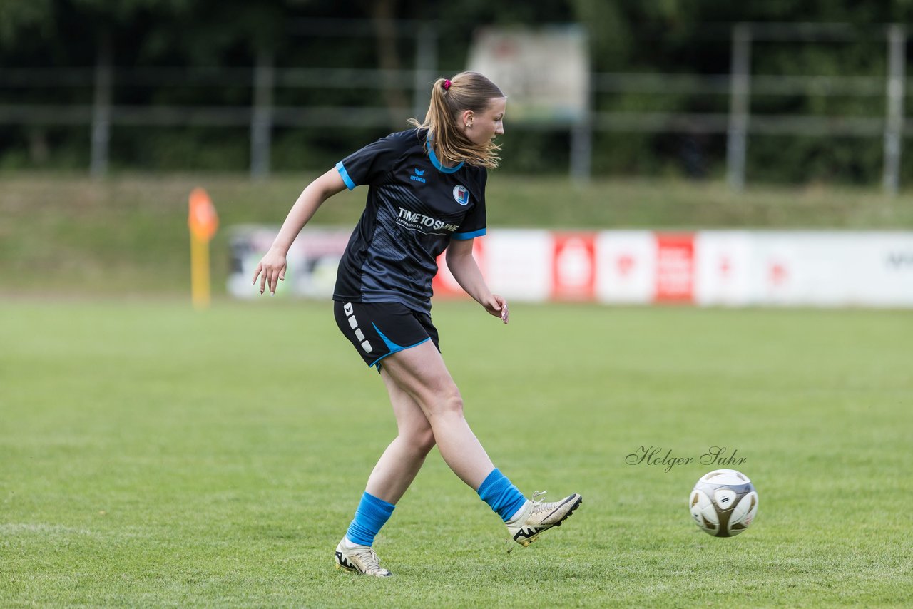 Bild 220 - Loewinnen Cup